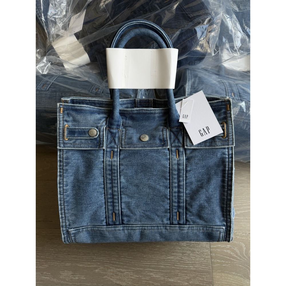 GAP Denim Five Pocket Tote Bag Medium Wash Standard Size ❤️✅ NEW SHIPS ASAP